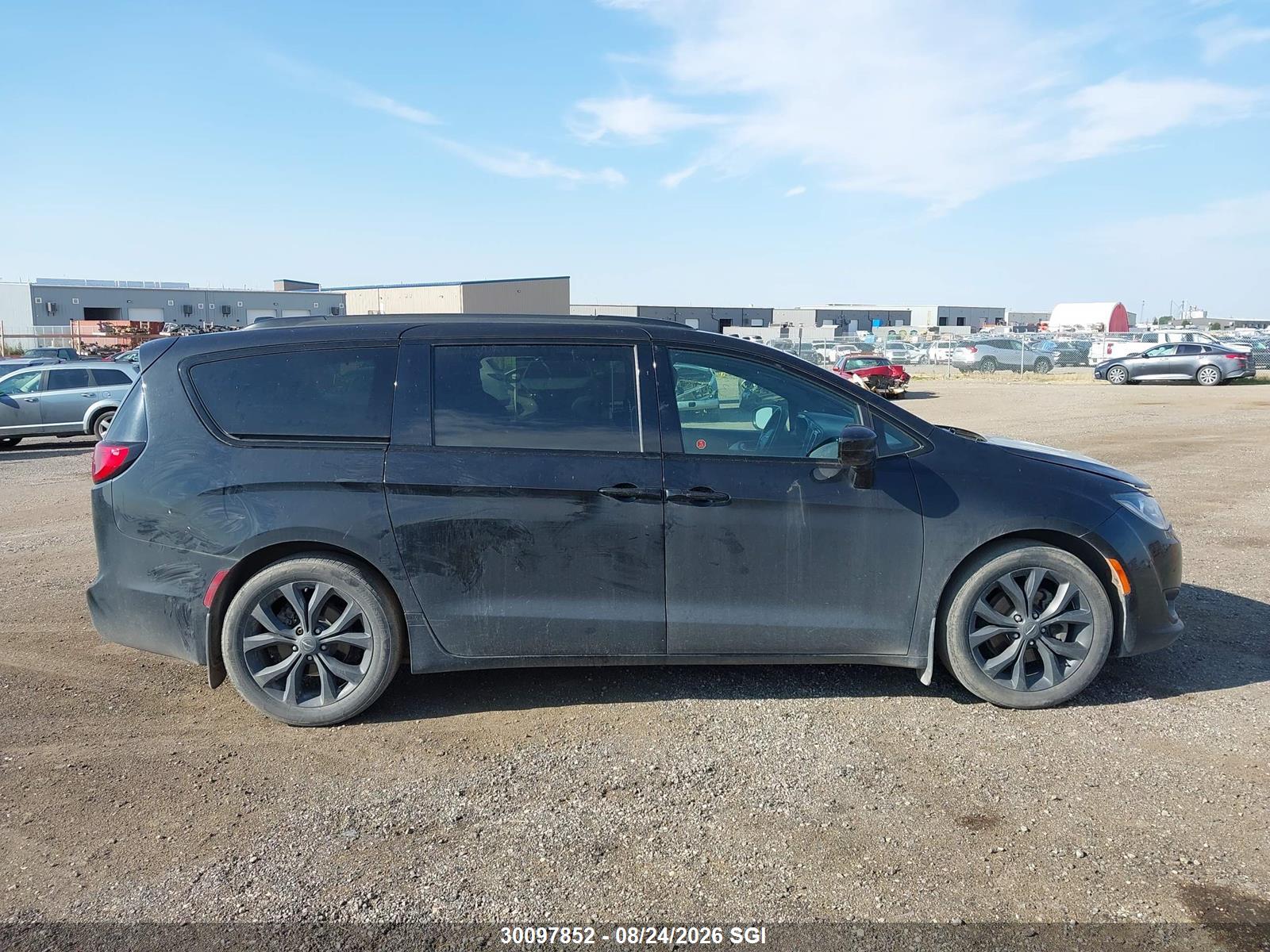 2019 CHRYSLER PACIFICA TOURING L