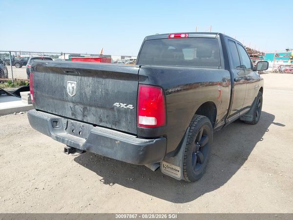 2016 RAM 1500 ST