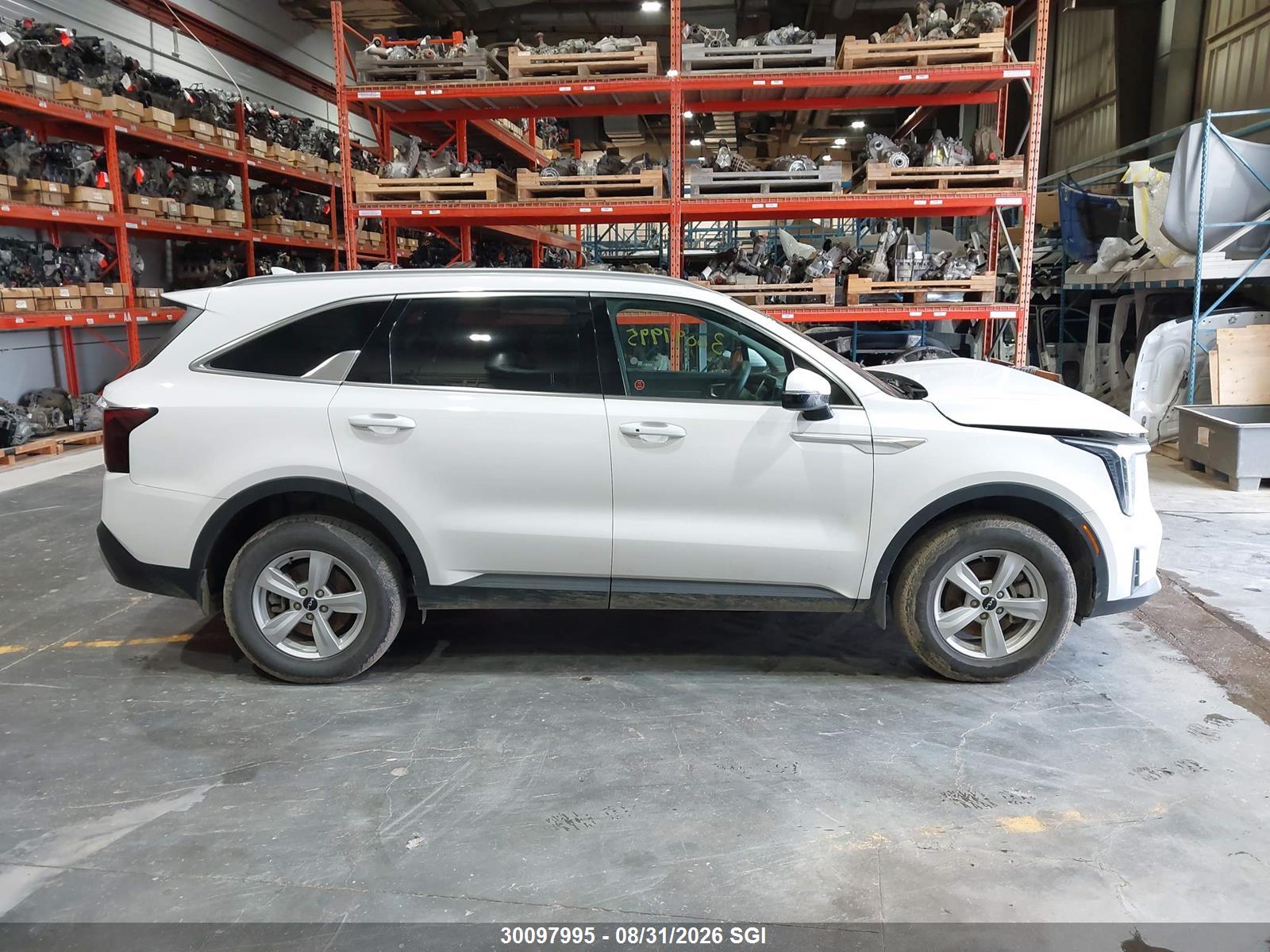 2025 KIA SORENTO LX