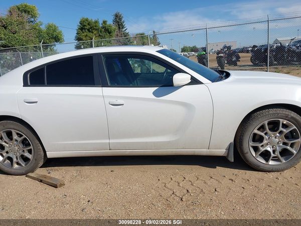 2015 DODGE CHARGER SXT