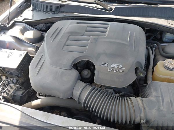 2013 CHRYSLER 300 Base/Limited