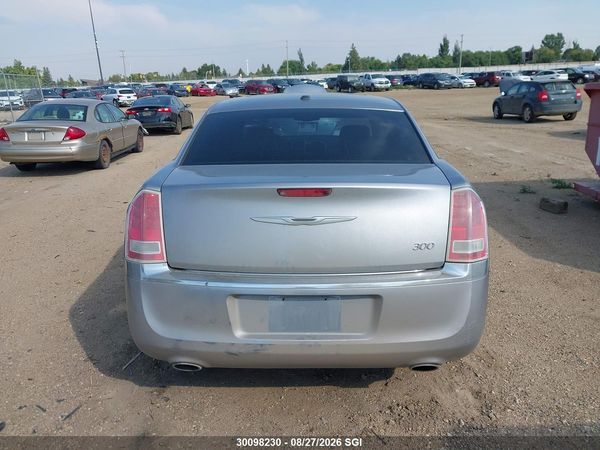2013 CHRYSLER 300 Base/Limited