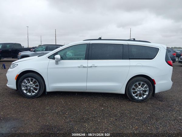 2022 CHRYSLER PACIFICA TOURING L