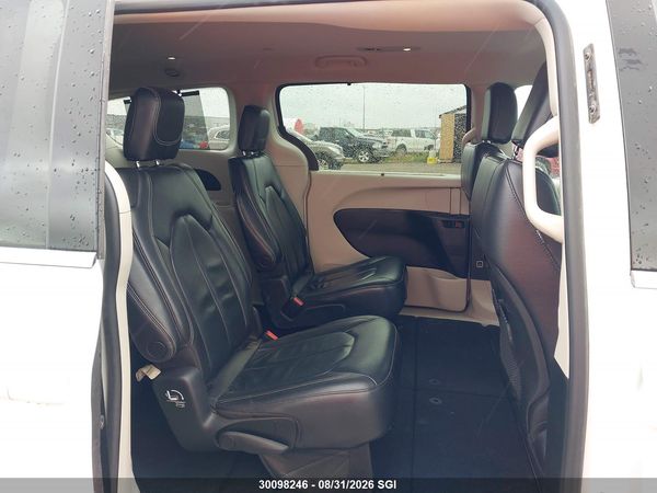 2022 CHRYSLER PACIFICA TOURING L