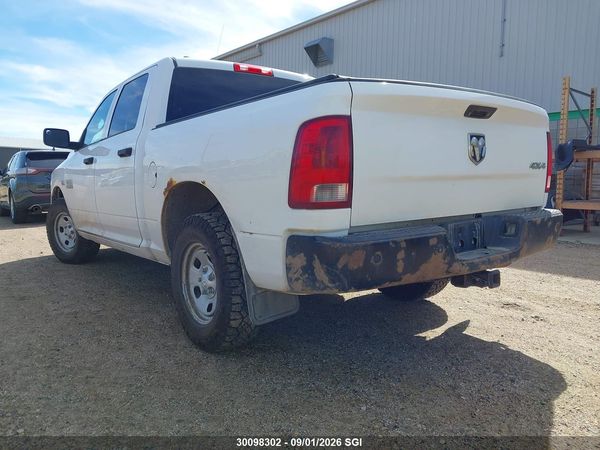 2016 RAM 1500 ST