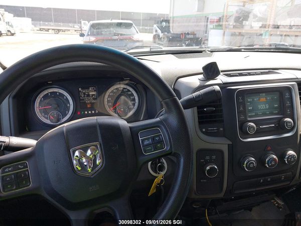 2016 RAM 1500 ST
