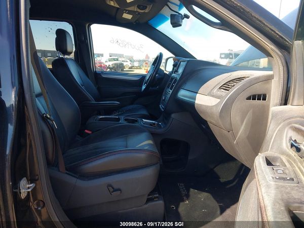 2017 DODGE GRAND CARAVAN GT — I5