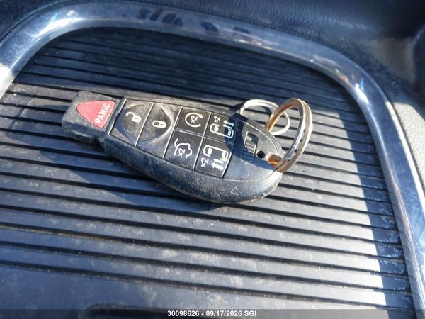 2017 DODGE GRAND CARAVAN GT — I11