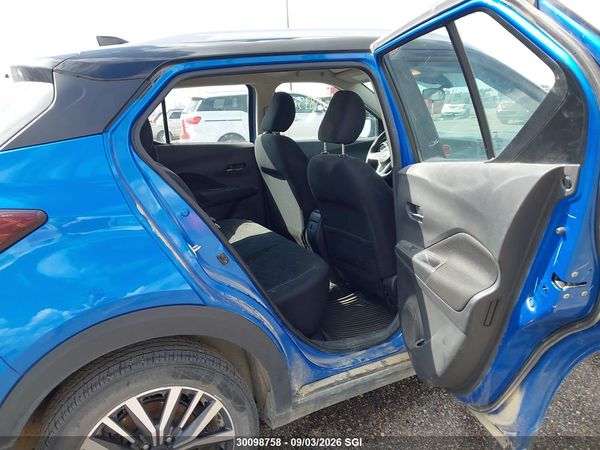2021 NISSAN KICKS SV