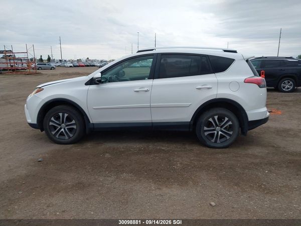 2016 TOYOTA RAV4 LE