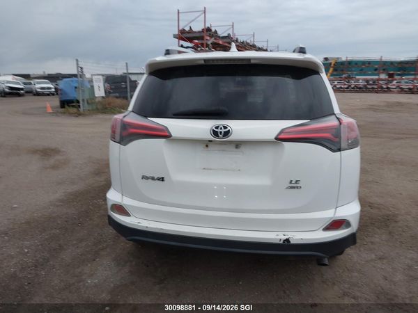 2016 TOYOTA RAV4 LE