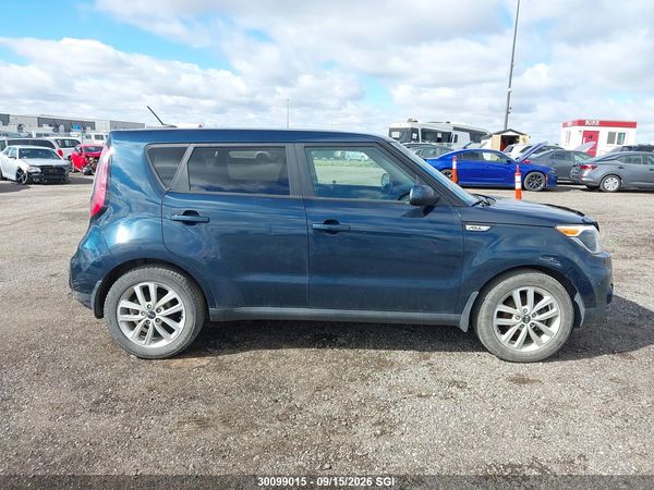 2017 KIA SOUL