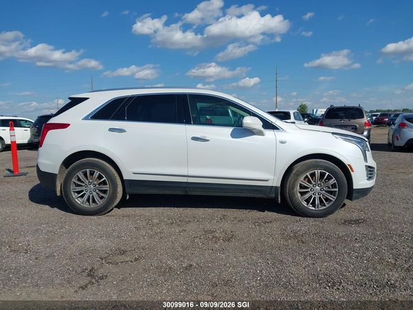 2017 CADILLAC XT5 LUXURY