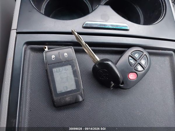 2015 TOYOTA SIENNA LE