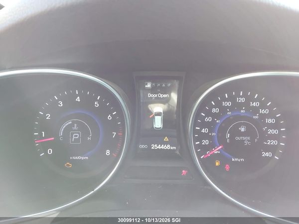 2016 HYUNDAI SANTA FE SE/LIMITED — I7