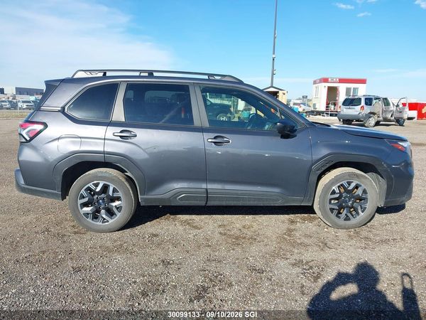 2025 SUBARU FORESTER Base Plus