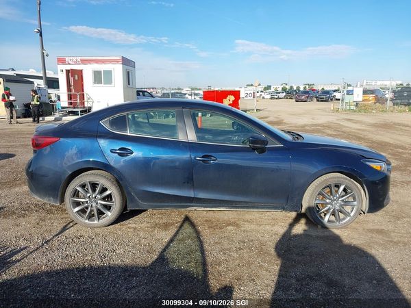 2018 MAZDA 3 Grand Touring
