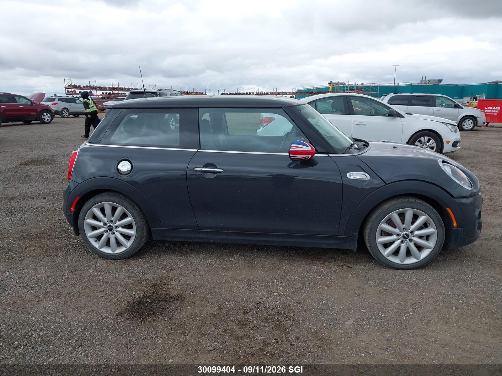 2016 MINI COOPER S