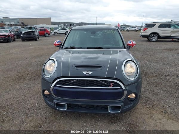 2016 MINI COOPER S