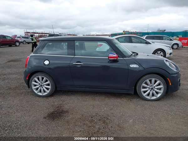 2016 MINI COOPER S