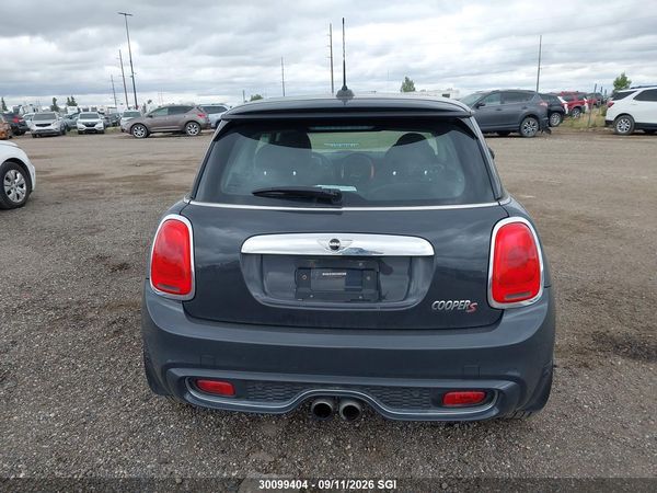 2016 MINI COOPER S