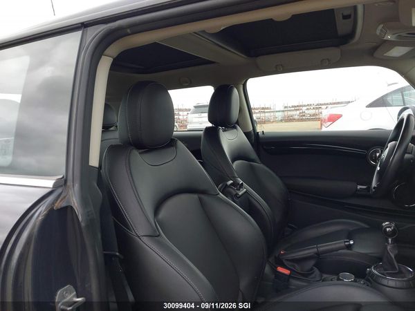 2016 MINI COOPER S