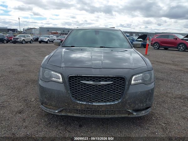 2019 CHRYSLER 300 S — I12