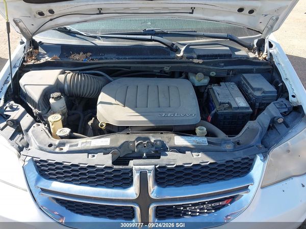 2013 DODGE GRAND CARAVAN SE — I10