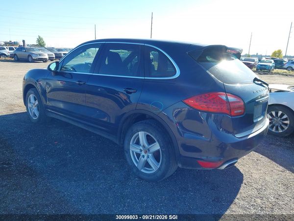 2013 PORSCHE CAYENNE — I3