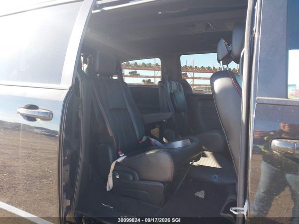 2019 DODGE GRAND CARAVAN GT — I8