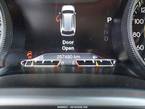 2016 JEEP CHEROKEE TRAILHAWK — I16