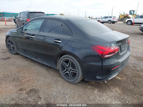 2020 MERCEDES-BENZ A 220 4MATIC — I3
