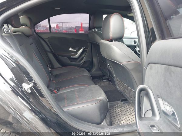 2020 MERCEDES-BENZ A 220 4MATIC — I8