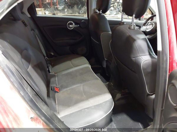 2017 FIAT 500X TREKKING — I8