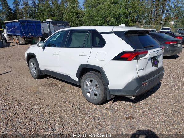 2022 TOYOTA RAV4 LE — I3