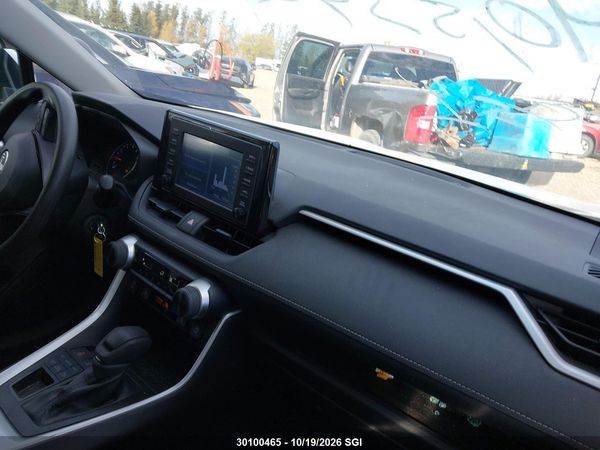 2022 TOYOTA RAV4 LE — I5