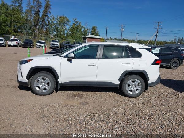 2022 TOYOTA RAV4 LE — I14