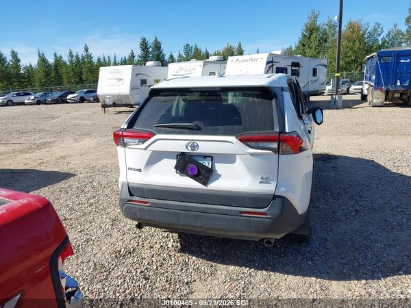 2022 TOYOTA RAV4 LE — I16