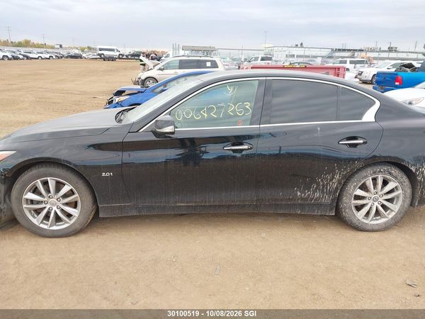 2016 INFINITI Q50 PREMIUM — I14