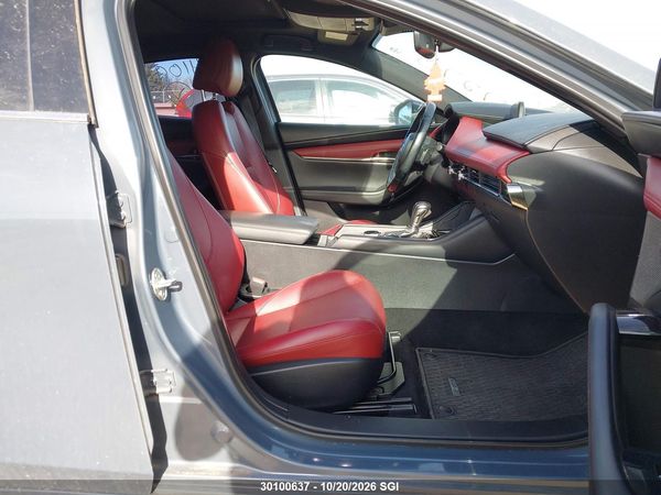 2019 MAZDA 3 PREFERRED — I5