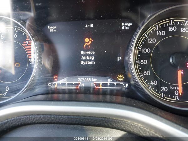 2016 JEEP CHEROKEE TRAILHAWK — I15