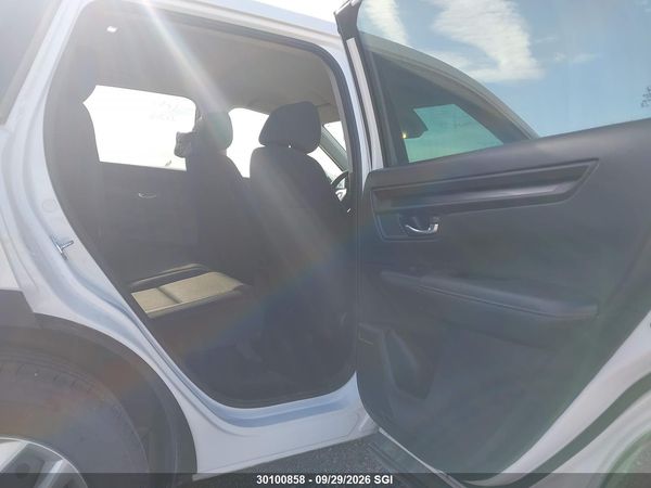 2025 HONDA CR-V LX — I8