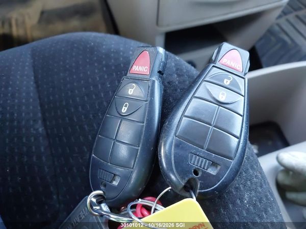 2014 DODGE GRAND CARAVAN SE — I11