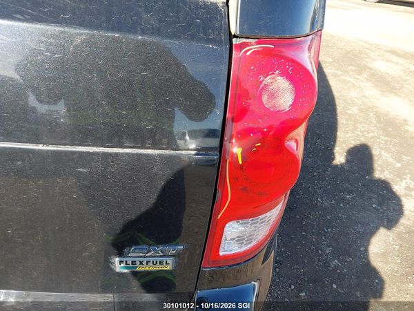 2014 DODGE GRAND CARAVAN SE — I19