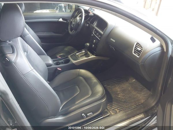 2014 AUDI A5 PREMIUM — I5