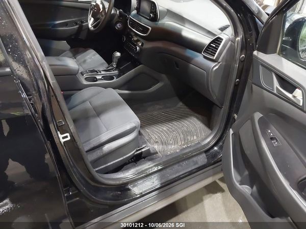 2021 HYUNDAI TUCSON SE — I5