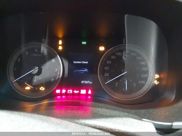 2021 HYUNDAI TUCSON SE — I7