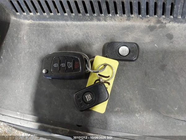 2021 HYUNDAI TUCSON SE — I11