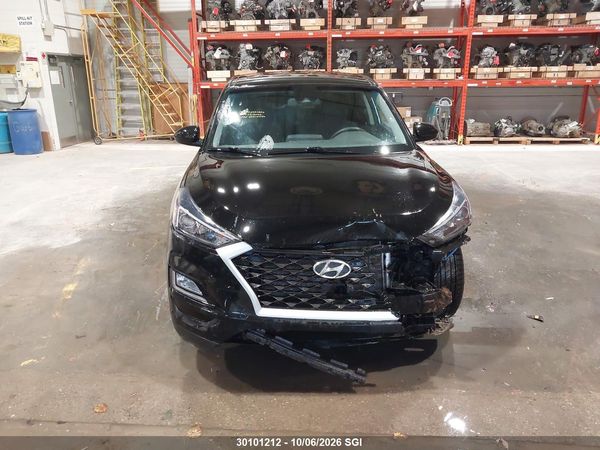 2021 HYUNDAI TUCSON SE — I12