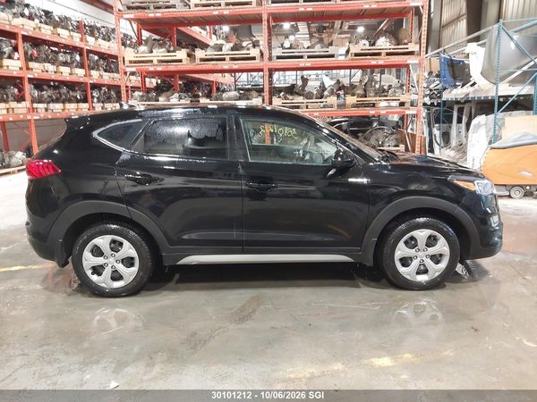 2021 HYUNDAI TUCSON SE — I13
